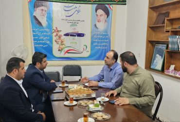 دیدار شهردار گوراب زرمیخ با رئیس دفتر نظارت بر انتخابات شهرستان صومعه‌سرا به مناسبت سالروز تأسیس نهاد شورای نگهبان