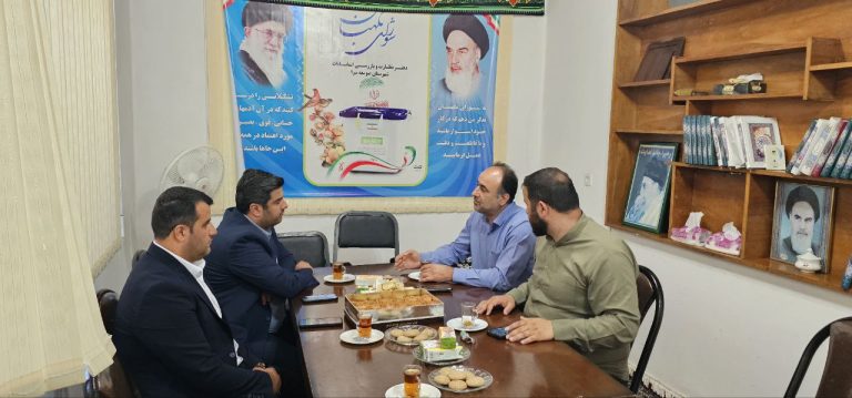 دیدار شهردار گوراب زرمیخ با رئیس دفتر نظارت بر انتخابات شهرستان صومعه‌سرا به مناسبت سالروز تأسیس نهاد شورای نگهبان