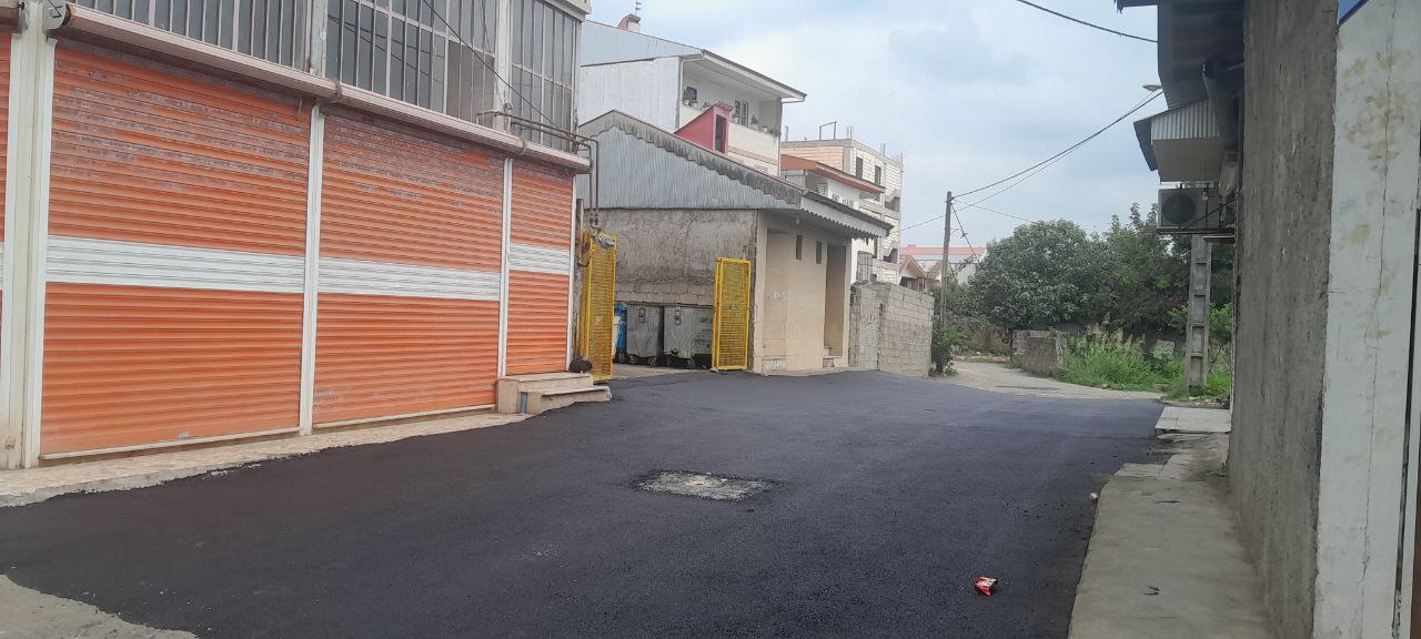 آسفالت کوچه نسترن بازارچه گوراب زرمیخ توسط شهرداری انجام شد