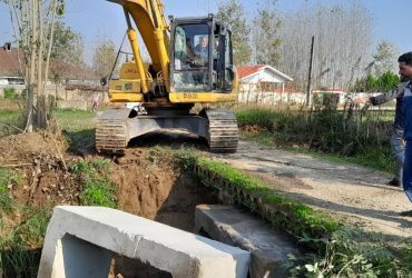 نصب باکس‌ بتنی در پل‌های کوچه گل‌افشان و کوچه سبحان محله سنگسر توسط شهرداری گوراب زرمیخ