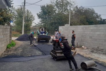 آسفالت‌ریزی کوچه مهردان فرخ در خیابان آقاسید ابراهیم