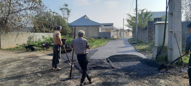 آسفالت‌ریزی کوچه بن‌بست گندم توسط شهرداری گوراب زرمیخ انجام شد