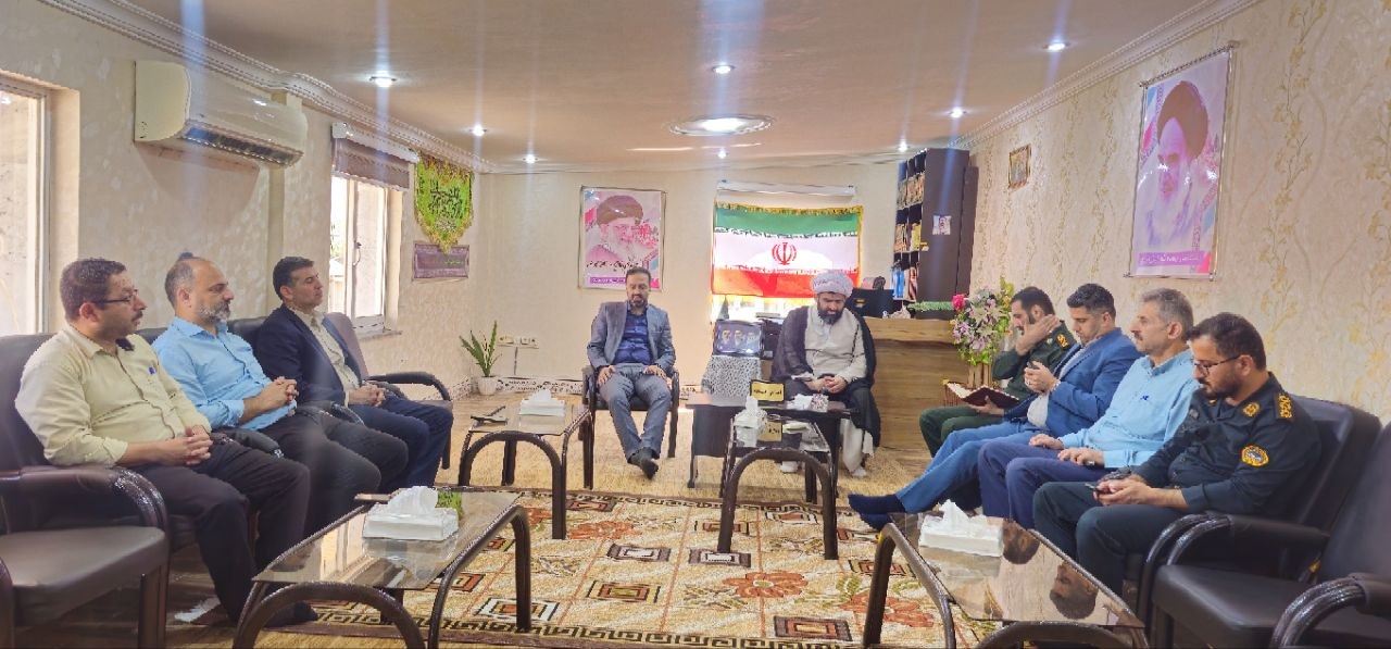 برگزاری جلسه گرامیداشت هفته دفاع مقدس در بخش میرزاکوچک